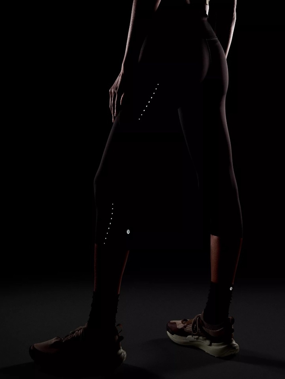 💎 Lululemon Fast and Free High-Rise Cropped Leggings 19" - Black (Size 6) ✨ - Picture 2 of 8